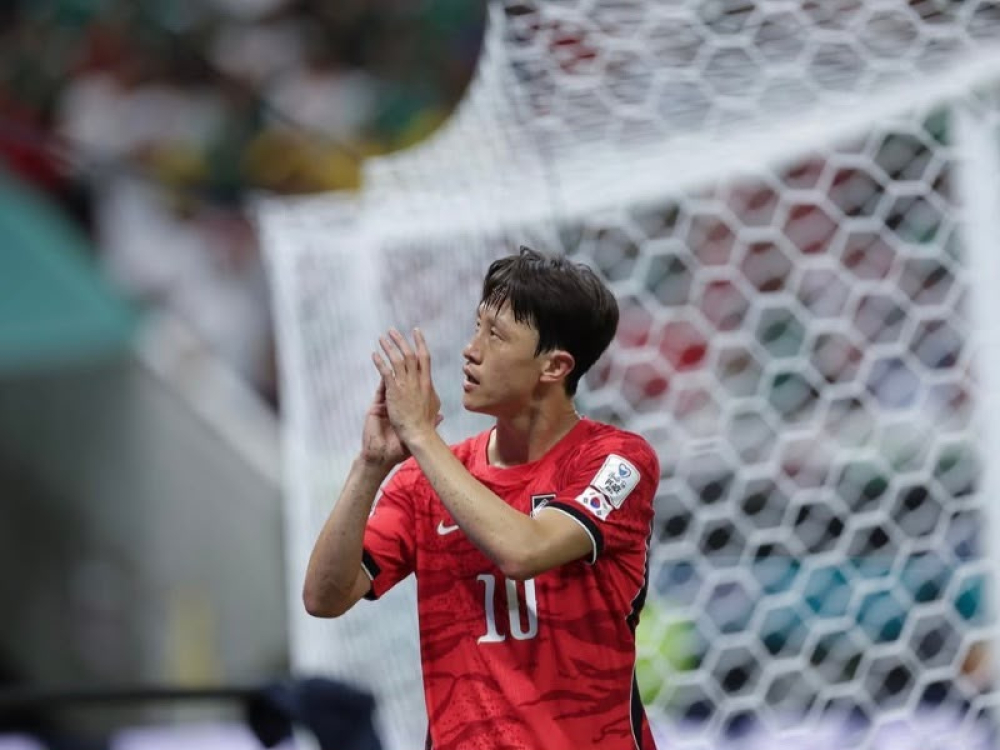 Jogador da Coreia do Sul emociona ao celebrar vitória na Copa do Mundo com mensagem de fé 