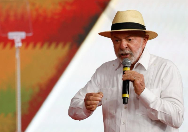 Lula recua no Nordeste e aparece em empate técnico com Flávio Bolsonaro, aponta levantamento