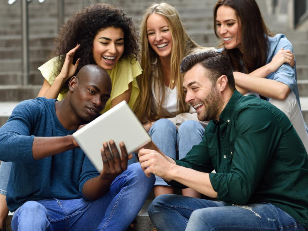 Jovens evangélicos fortalecem mobilização da direita nas redes às vésperas das eleições