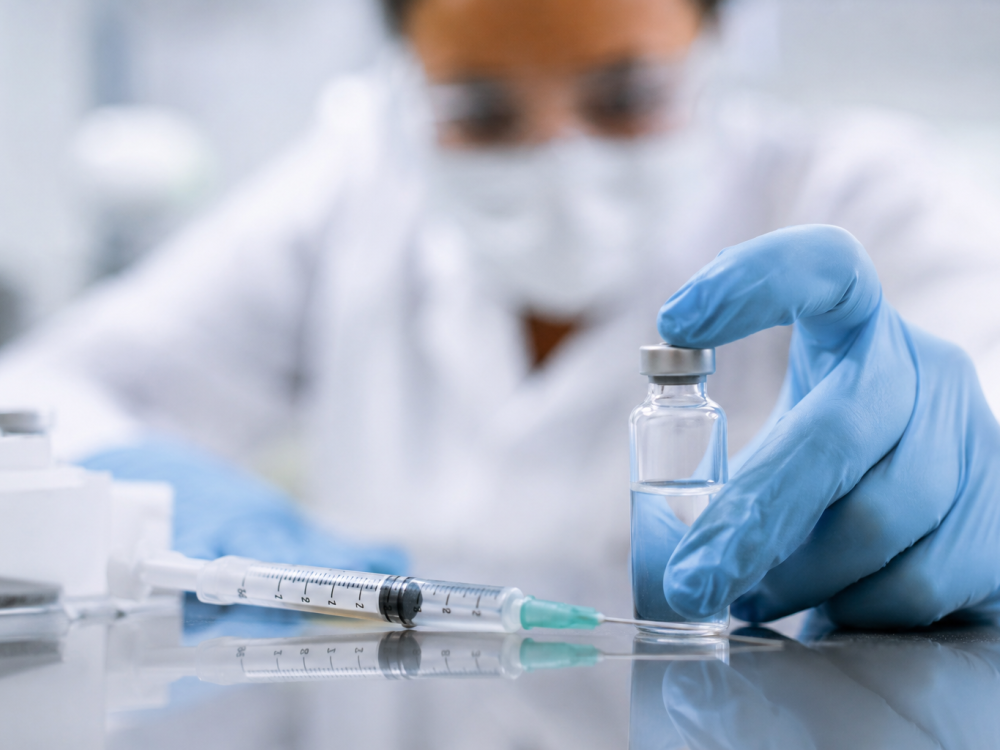 Secretarias de Saúde começam a recolher vacina contra a dengue produzida pelo Butantan