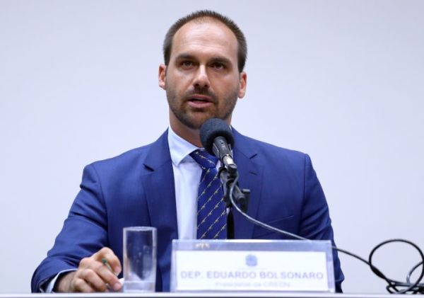 Aliados de Bolsonaro criticam condenação de Eduardo pelo STF