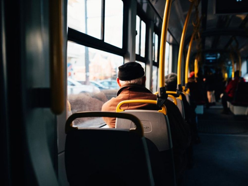 Ônibus municipais do Rio de Janeiro deixam de aceitar dinheiro a partir de domingo