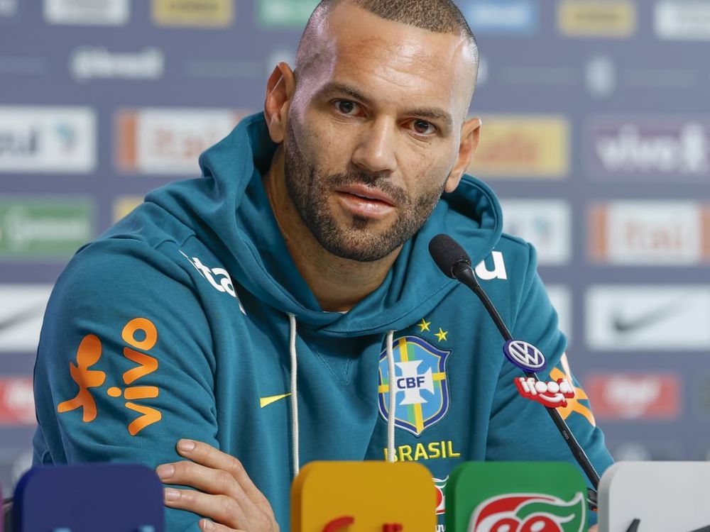 Weverton compartilha testemunho de fé antes da Copa