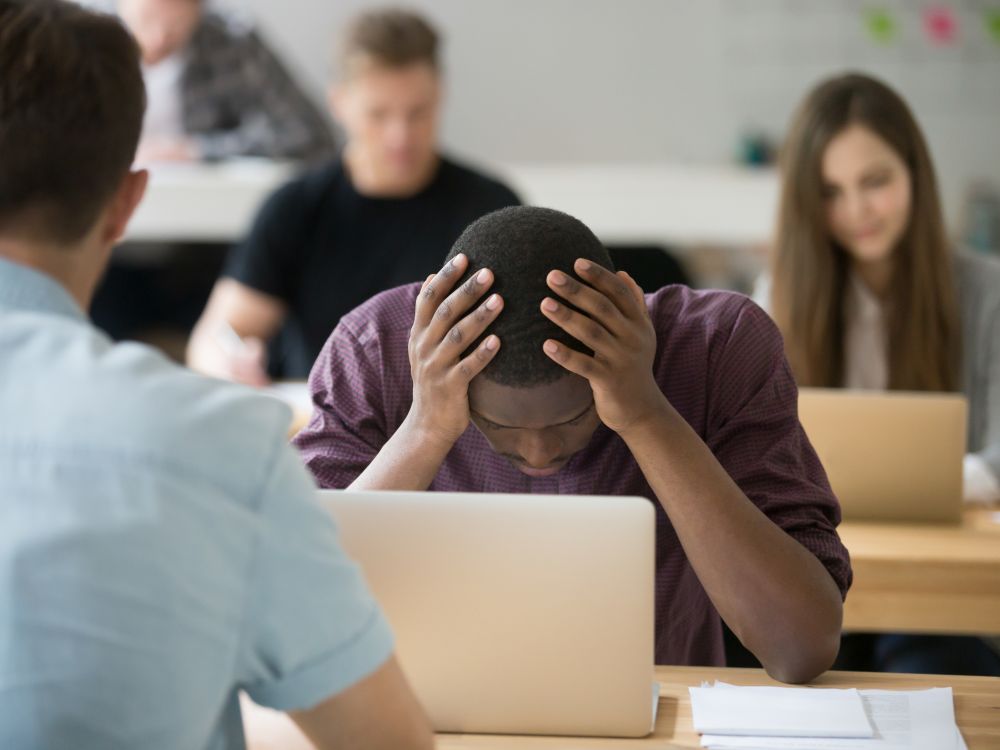 Brasil tem 6,2 milhões de jovens fora da escola e do mercado de trabalho