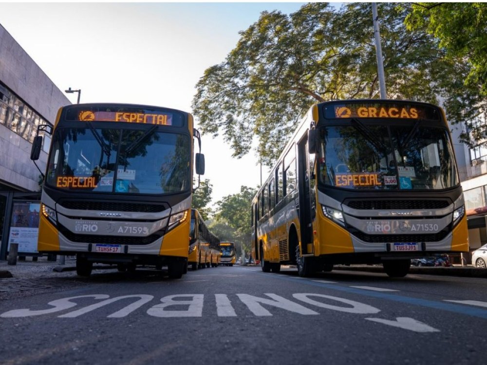 Greve de motoristas de ônibus afeta rotina de trabalhadores do Rio 