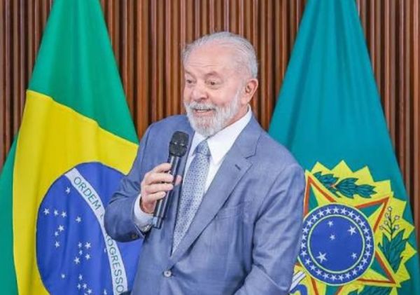 4905-video-antigo-de-lula-volta-a-tona-apos-presidente-negar-ser-esquerdista-3.jpg