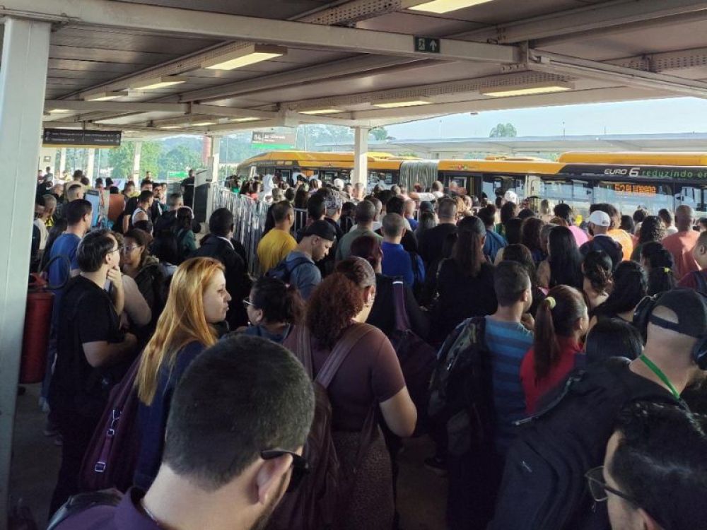 Greve dos rodoviários entra no terceiro dia no Rio; frota segue abaixo do mínimo