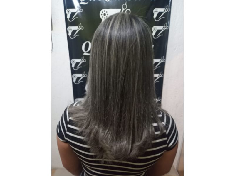 Salão de Beleza Quezia Silva - Especialista em Liso Perfeito