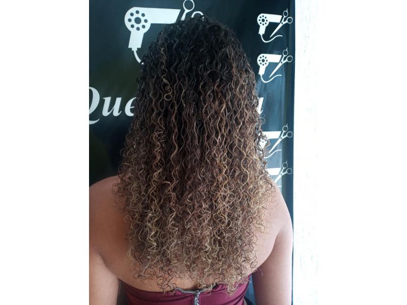 Salão de Beleza Quezia Silva - Especialista em Liso Perfeito