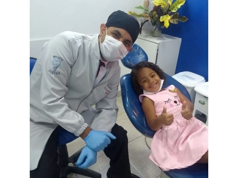 Oral Cuid - Dr. Luciano Matias - (em frente da Clinica da Família)