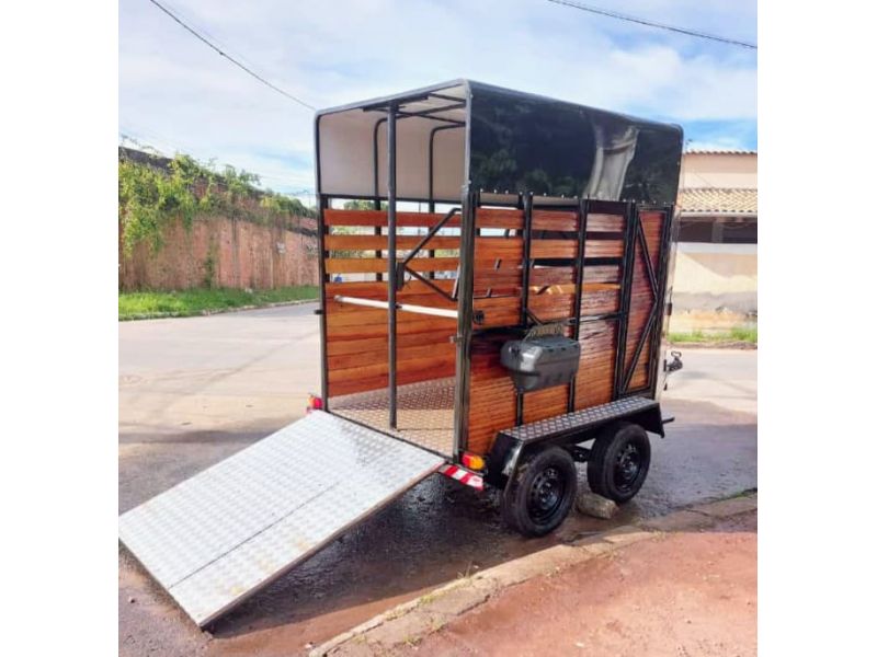 Carretas e Trailers - Manguinhos